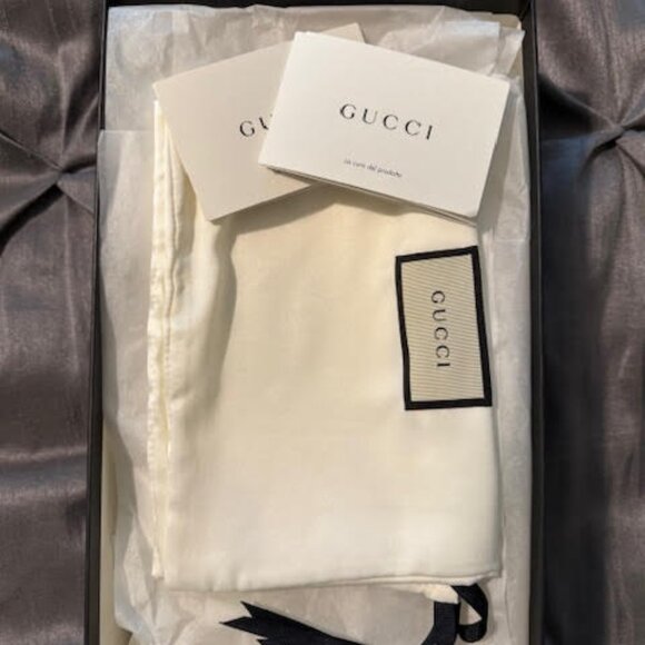 Gucci Ace Sneakers (Women) - Bee Embroidered - Picture 5 of 7